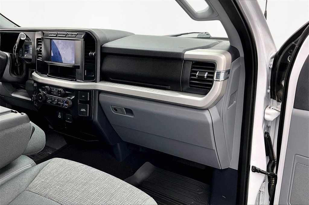 Used 2024 Ford F250 XLT w/ FX4 Off-Road Package image 17