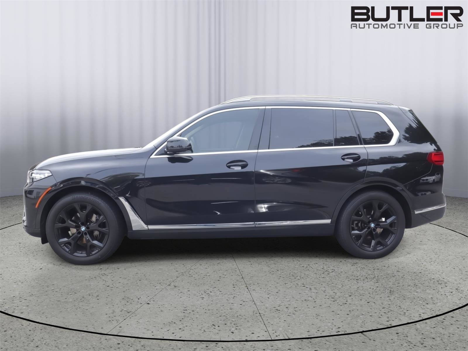 Used 2022 BMW X7 xDrive40i w/ Premium Package AWD/4WD image 3
