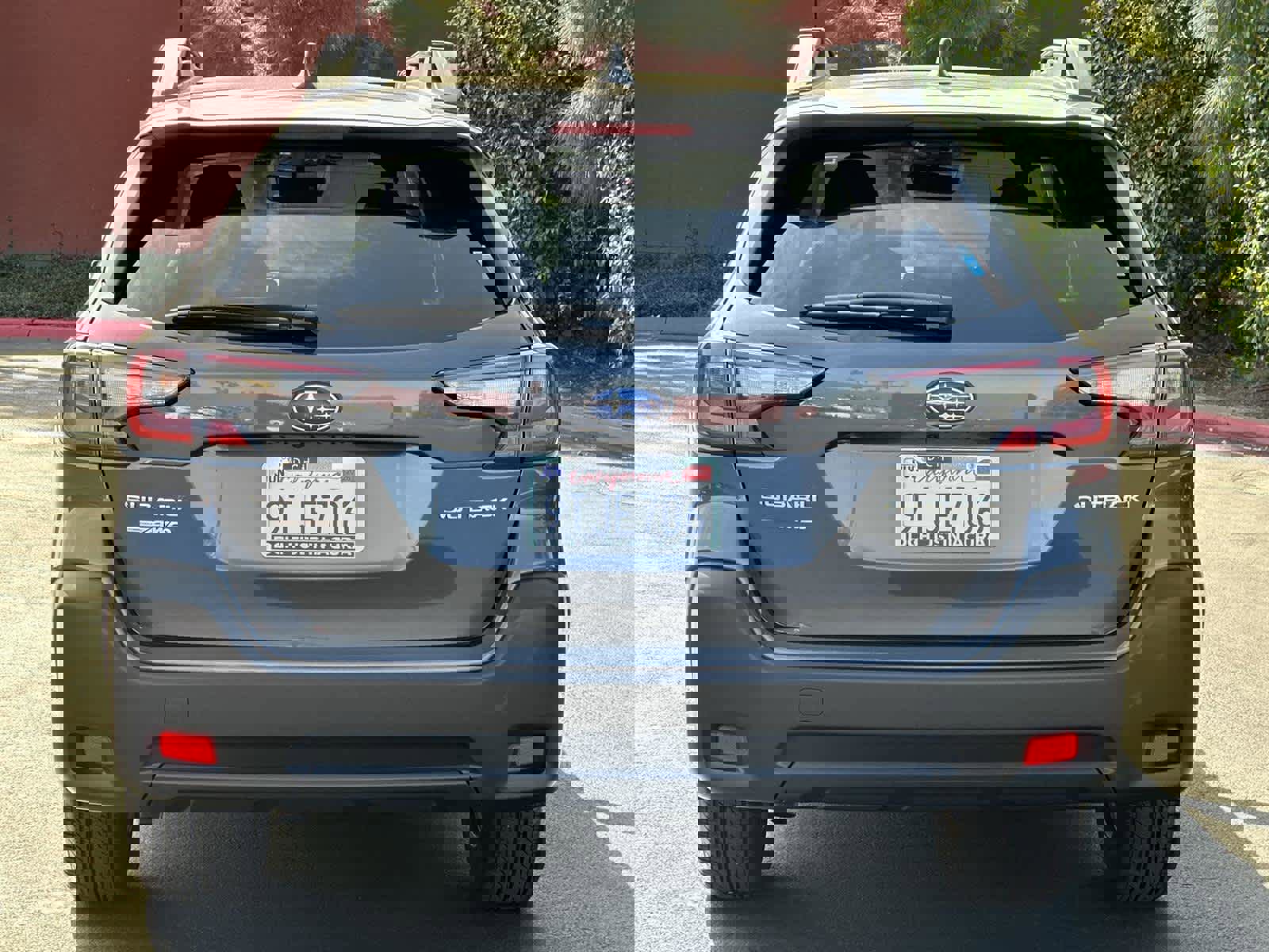 Used 2025 Subaru Outback Premium image 5