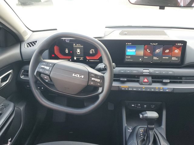 Certified 2025 Kia K4 FWD image 13