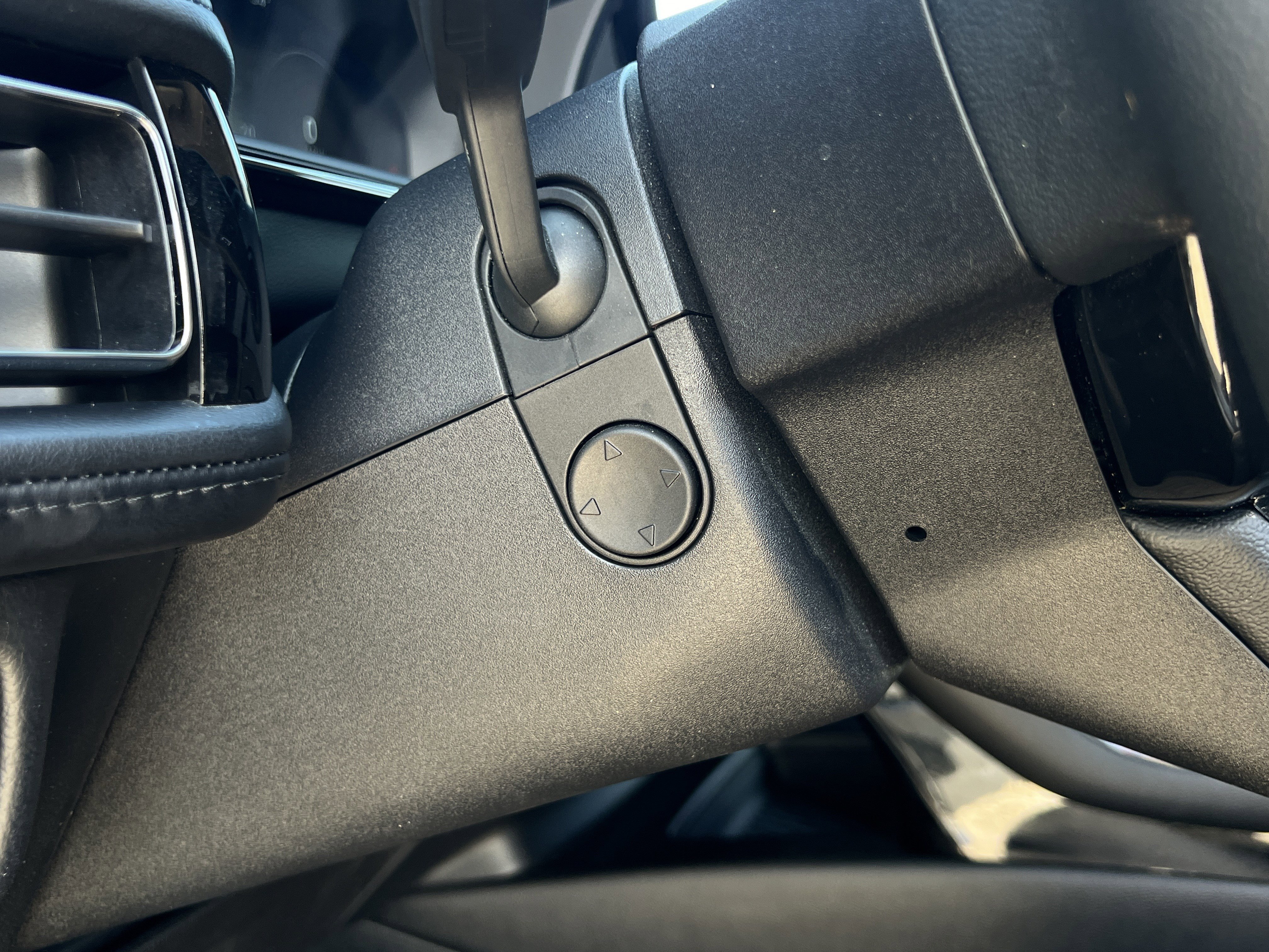 Certified 2023 Lincoln Nautilus Standard w/ Premium Package image 19