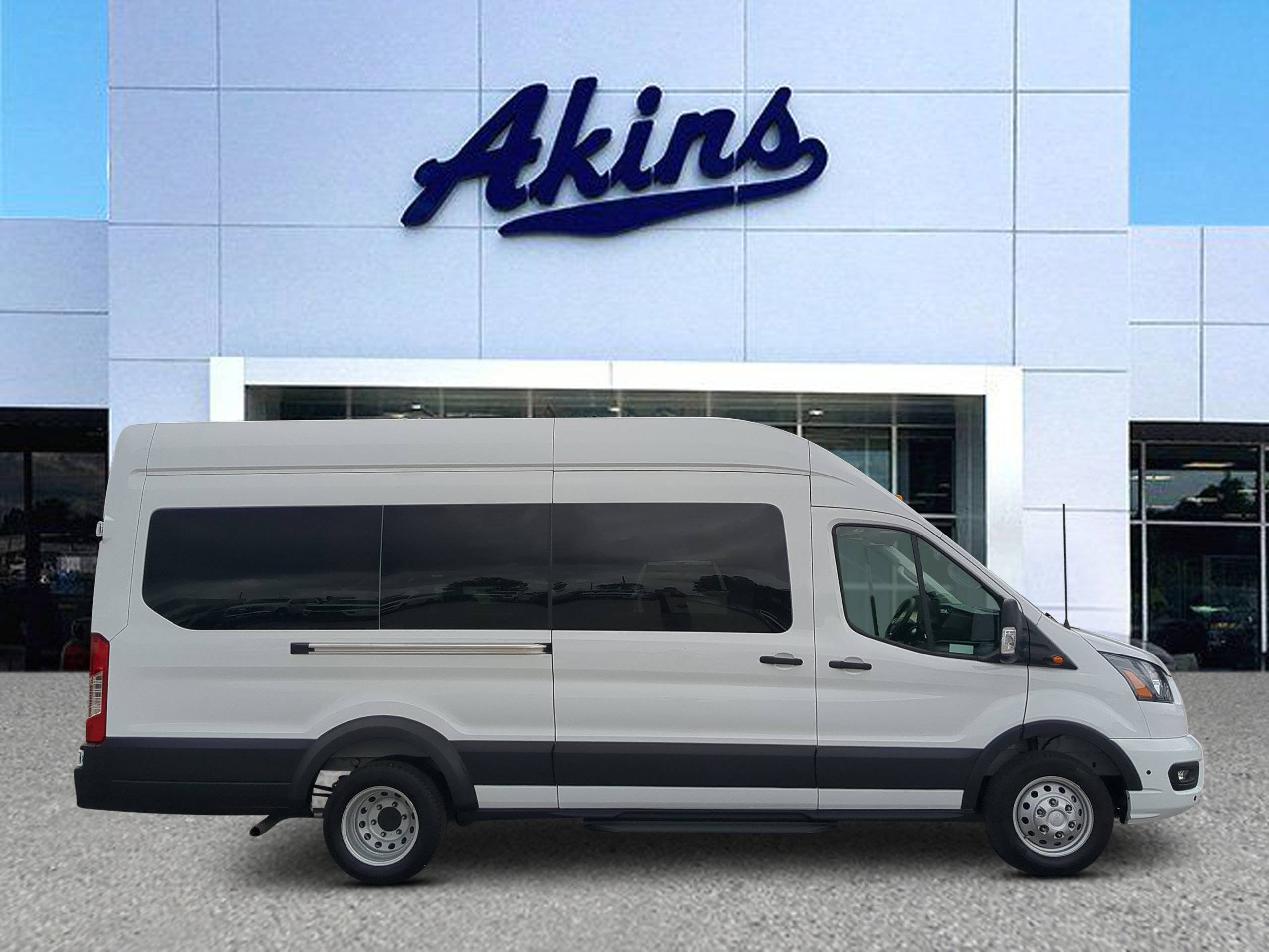 Certified 2025 Ford Transit 350 XLT RWD image 1