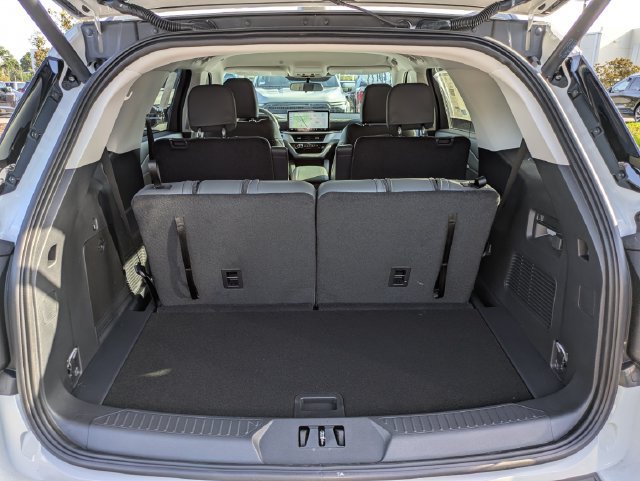 New 2026 Ford Explorer Active w/ Active Comfort Package RWD image 13