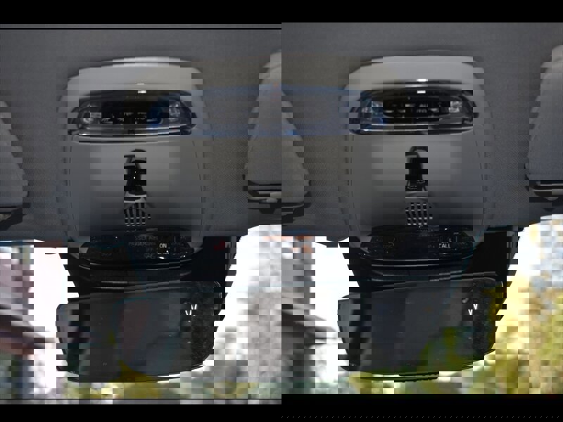 Used 2018 Volvo XC90 T6 Momentum w/ Convenience Package image 30