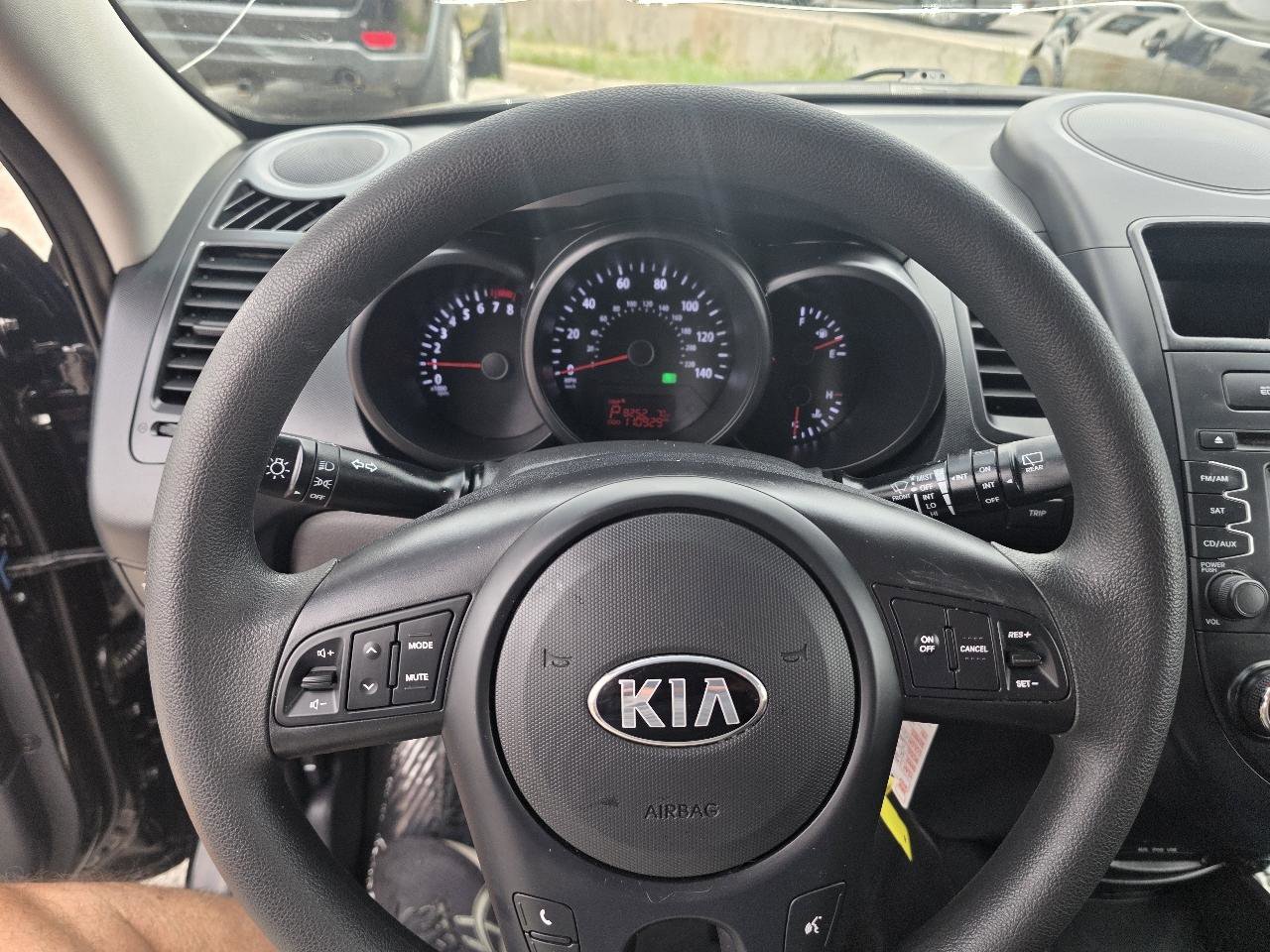 Used 2013 Kia Soul FWD image 10