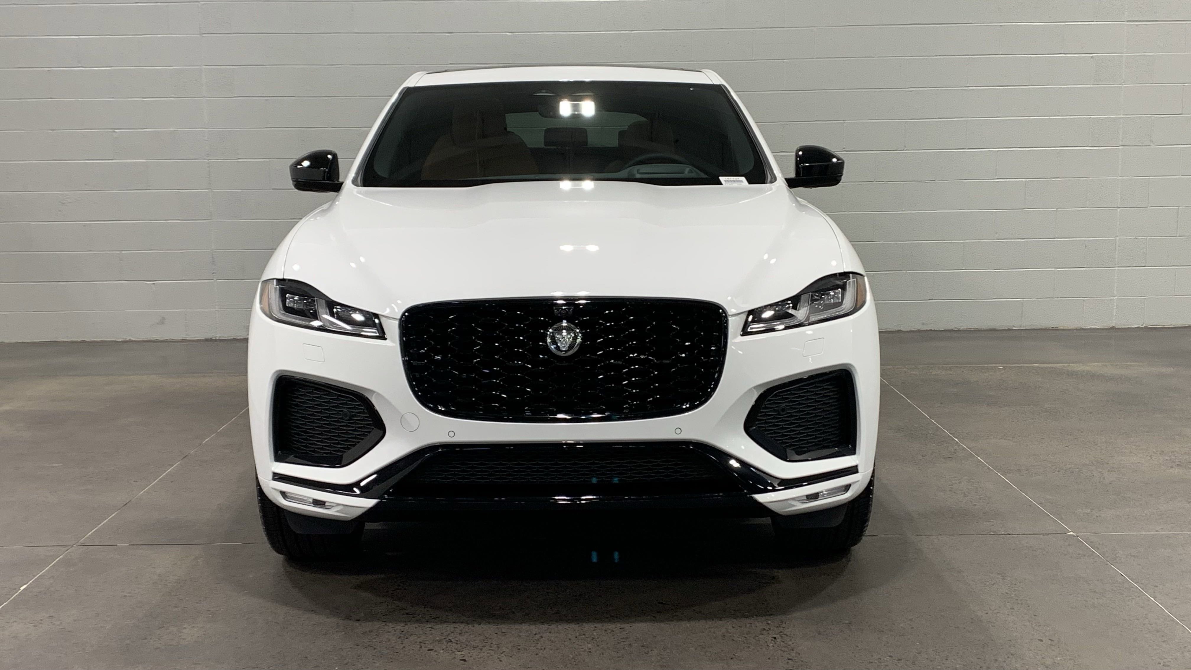 New 2026 Jaguar F-PACE R-Dynamic S image 9