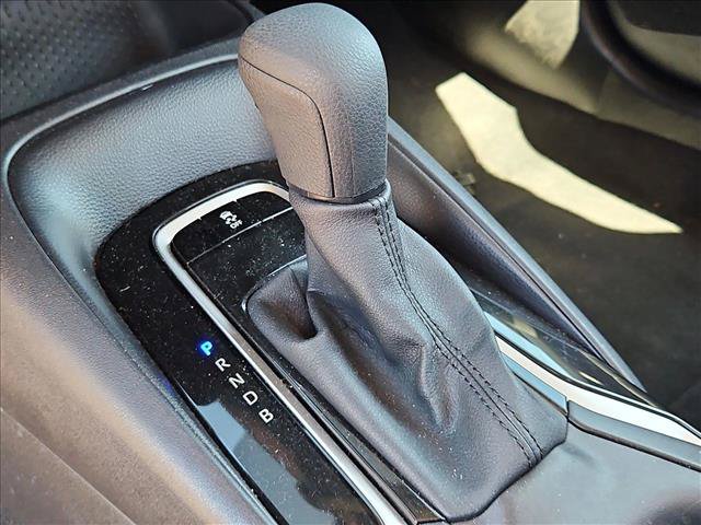 Used 2026 Toyota Corolla LE FWD image 15