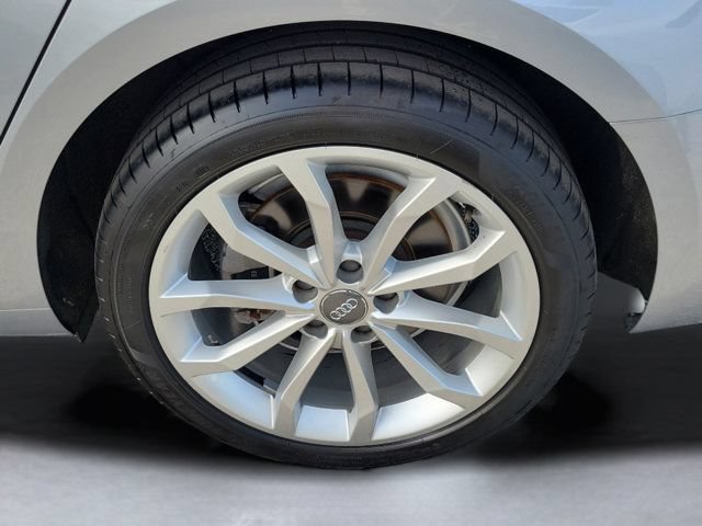 Used 2019 Audi A4 2.0T Premium w/ Convenience Package FWD image 7