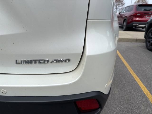 Used 2015 Toyota Highlander Limited AWD/4WD image 5