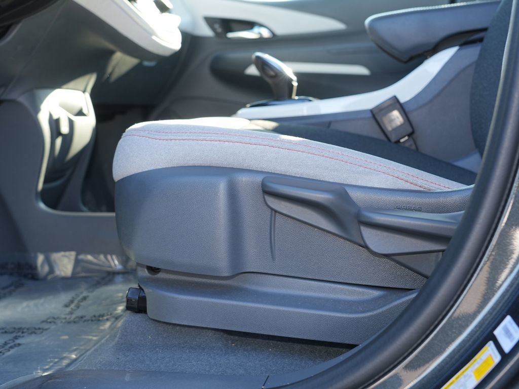 Used 2018 Chevrolet Bolt LT FWD image 15