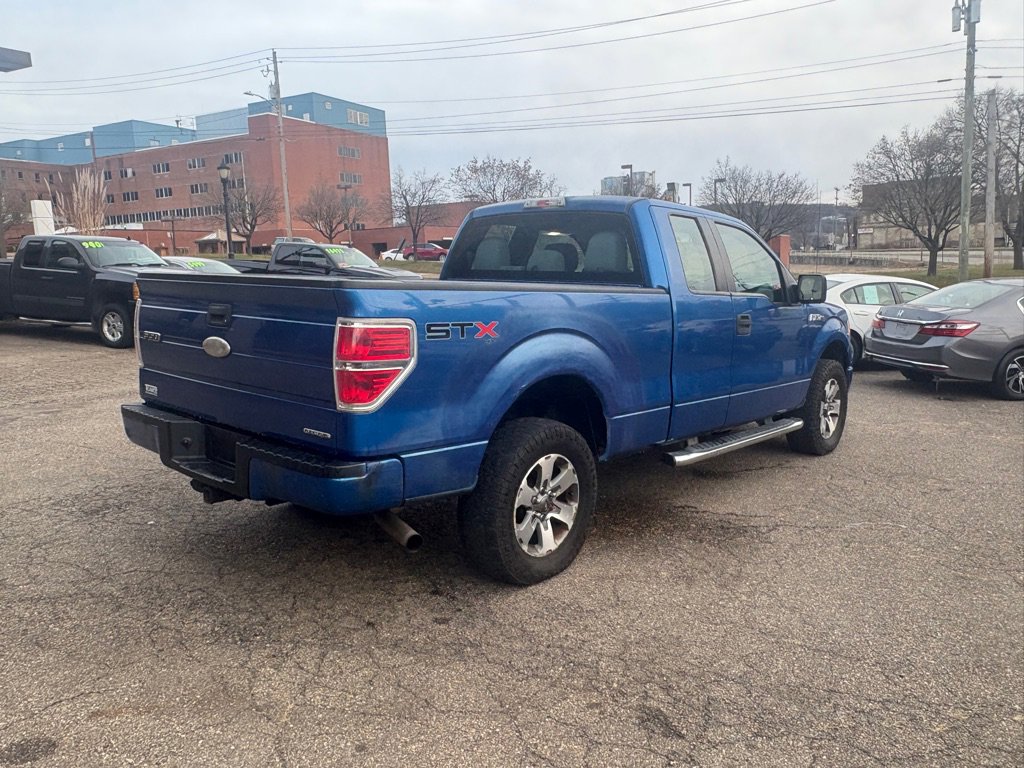 Used 2011 Ford F150 STX w/ STX Decor Pkg image 3