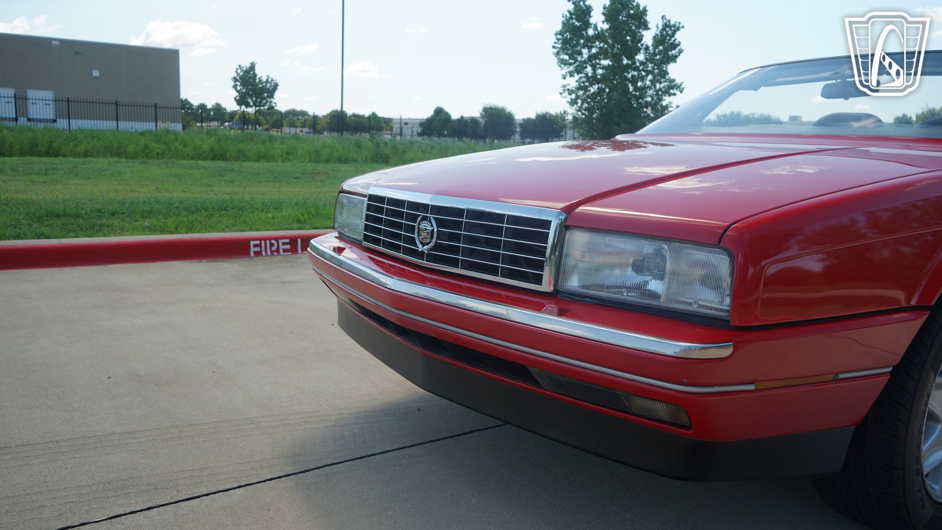 Used 1991 Cadillac Allante FWD image 26