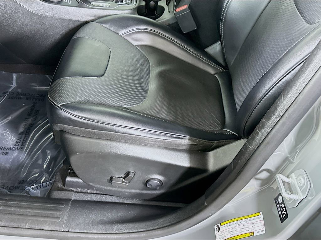 Used 2022 Jeep Cherokee Latitude Lux image 25