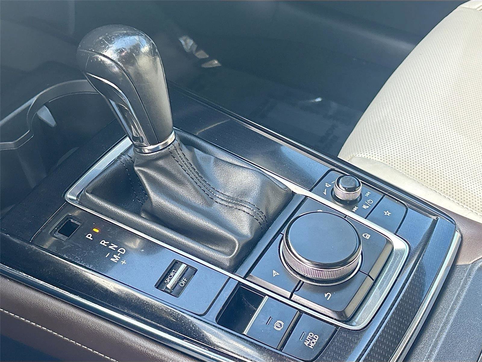 Used 2021 MAZDA CX-30 FWD 2.5 S w/ Premium Package image 18