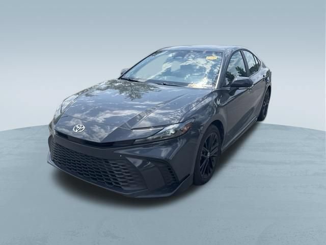Used 2025 Toyota Camry SE FWD image 3
