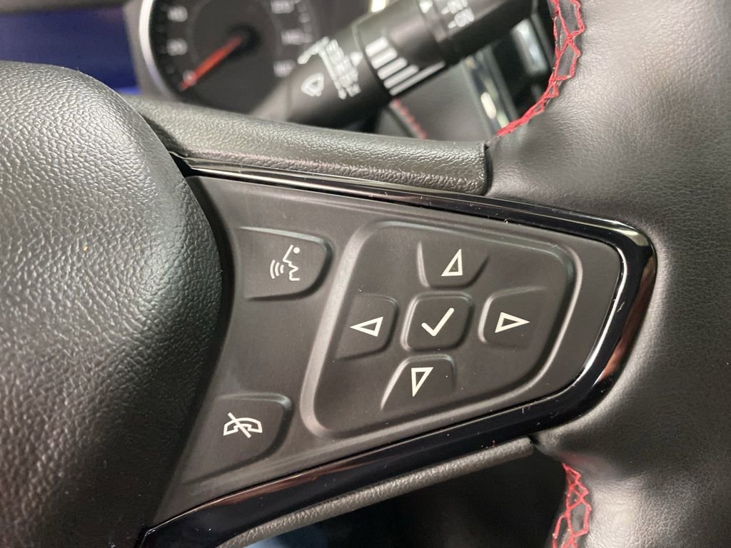 Used 2023 Chevrolet Equinox RS w/ RS Leather Package image 40