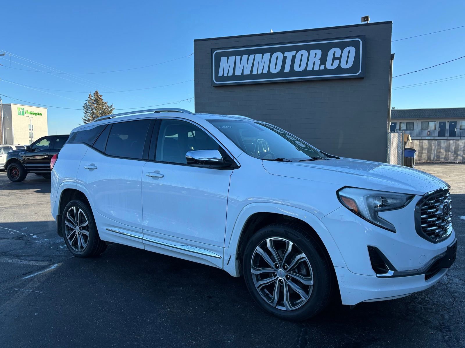 Used 2018 GMC Terrain Denali image 1