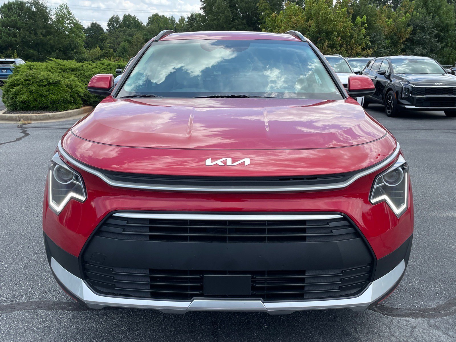 New 2026 Kia Niro EX w/ EX Premium Package FWD image 2