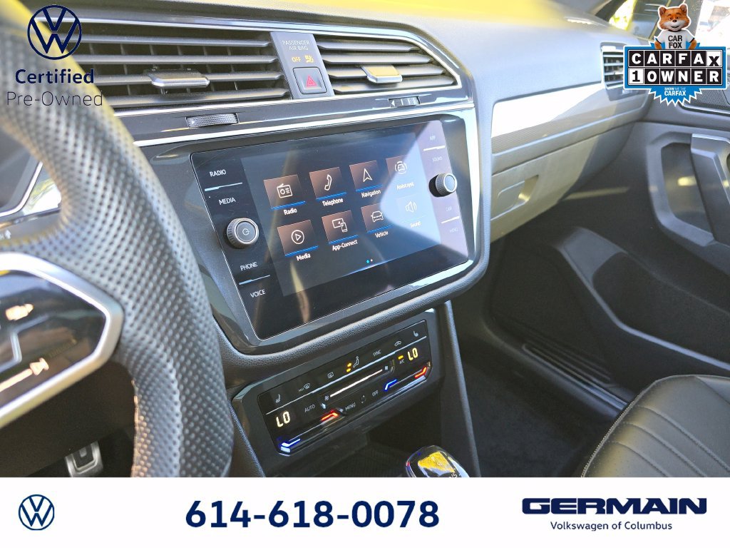 Certified 2024 Volkswagen Tiguan SE R-Line AWD/4WD image 24