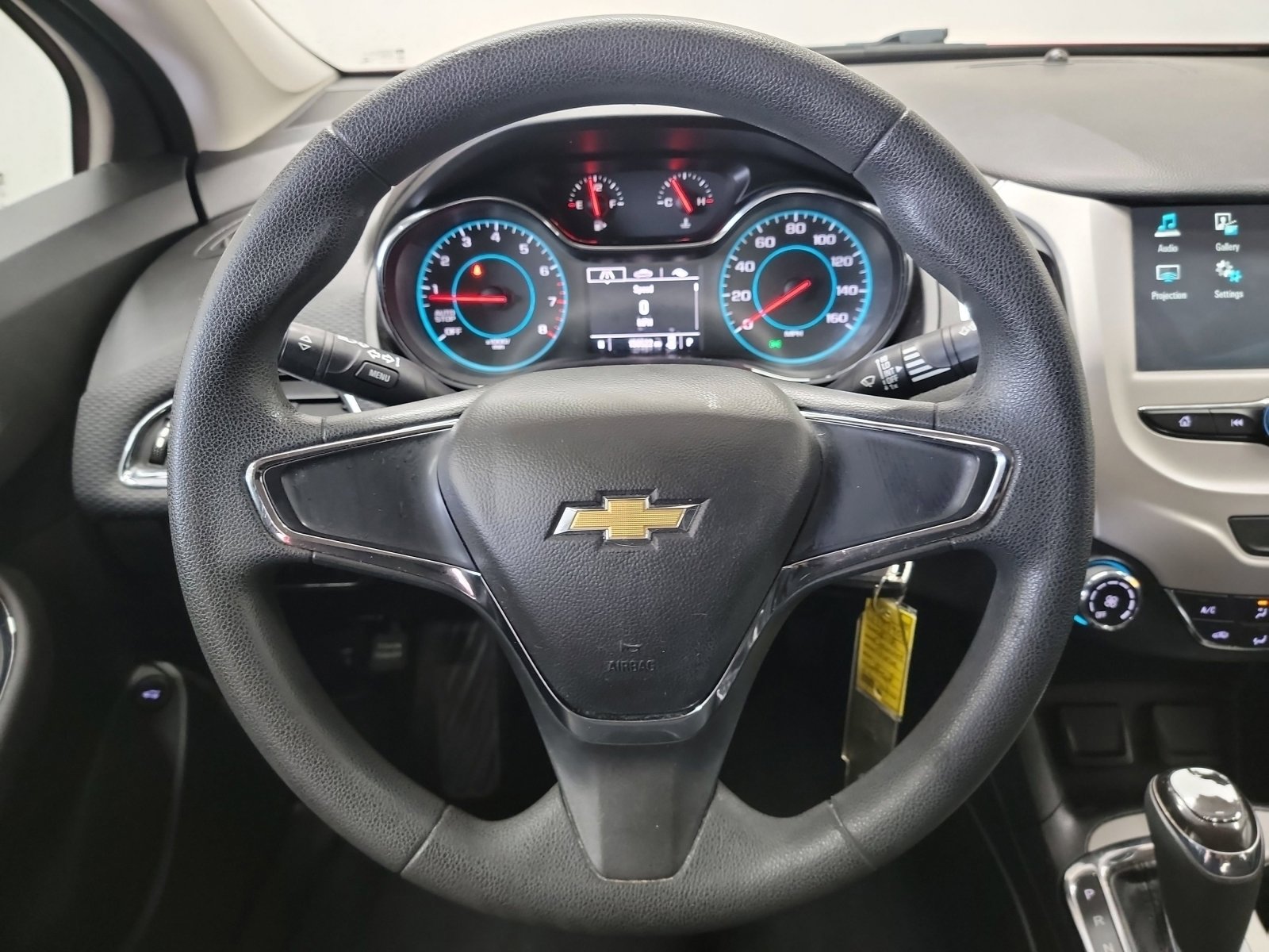 Used 2018 Chevrolet Cruze LS FWD image 23