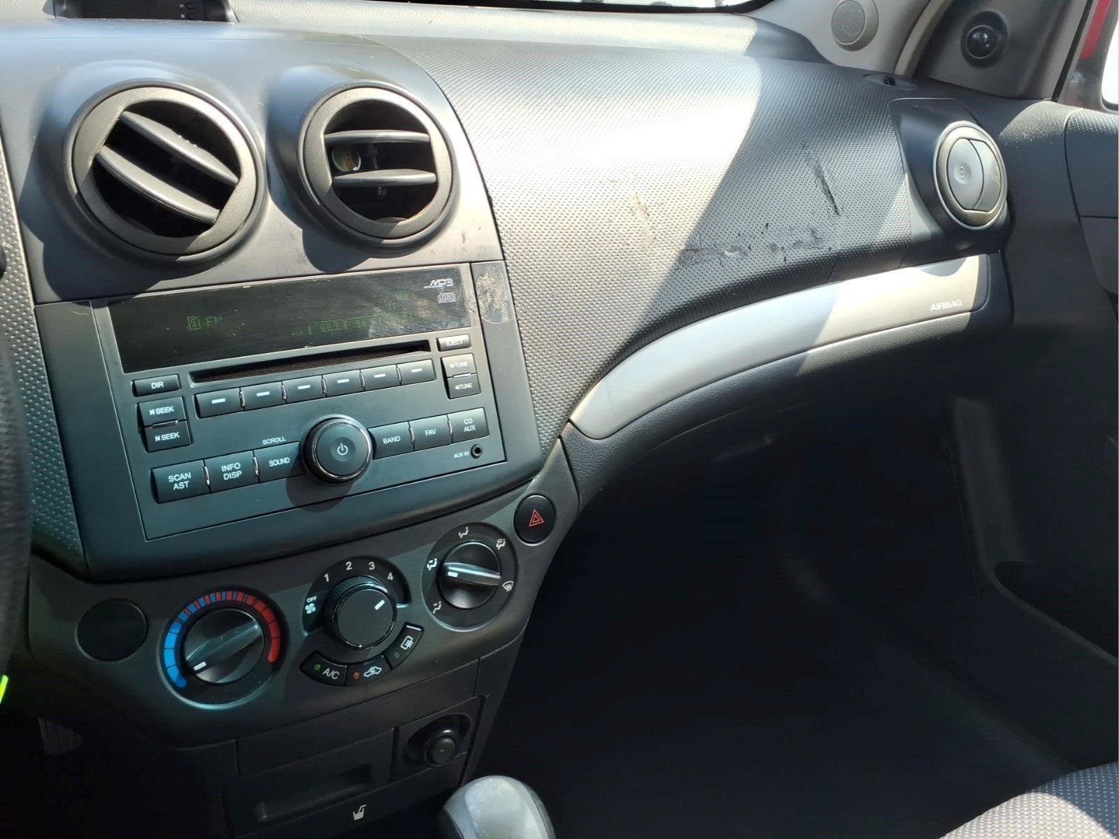 Used 2011 Chevrolet Aveo LT FWD image 24