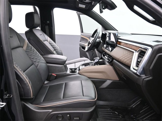 Used 2024 GMC Canyon Denali w/ LPO, Denali Black Edition image 27