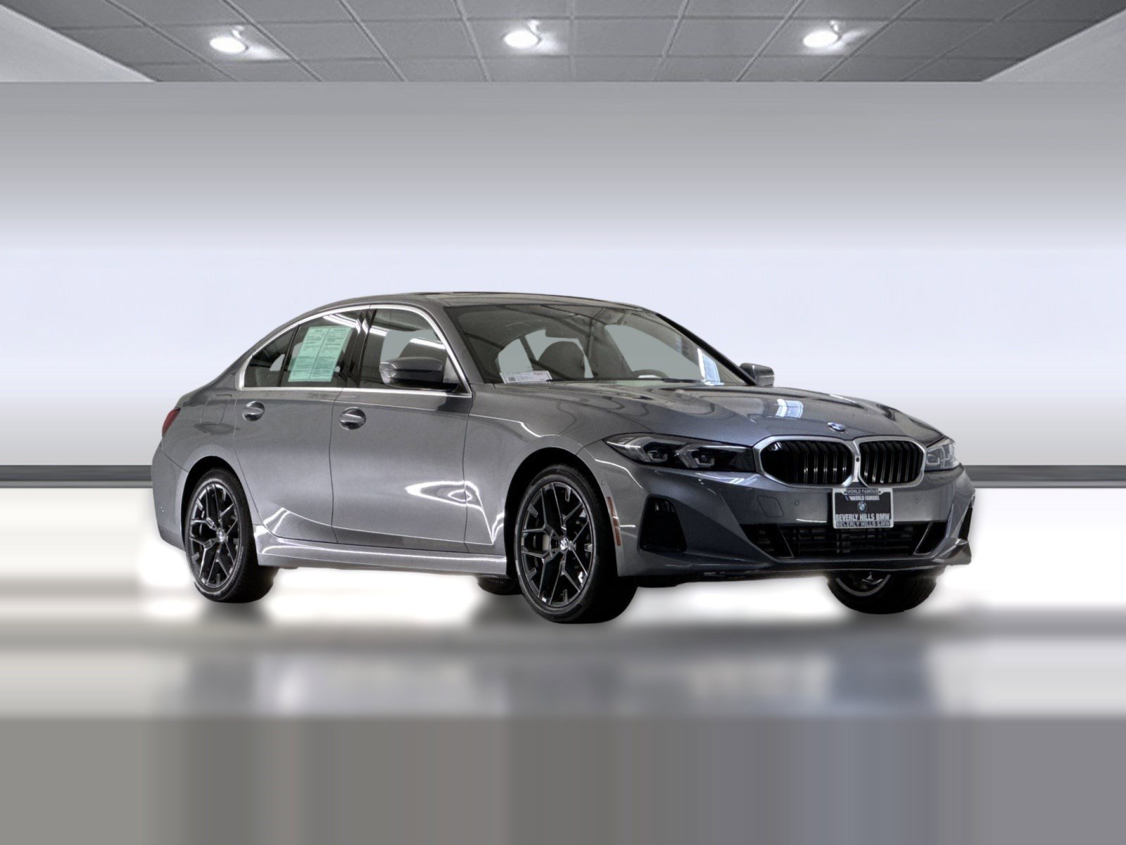 Used 2025 BMW 330i Sedan w/ Convenience Package RWD image 6