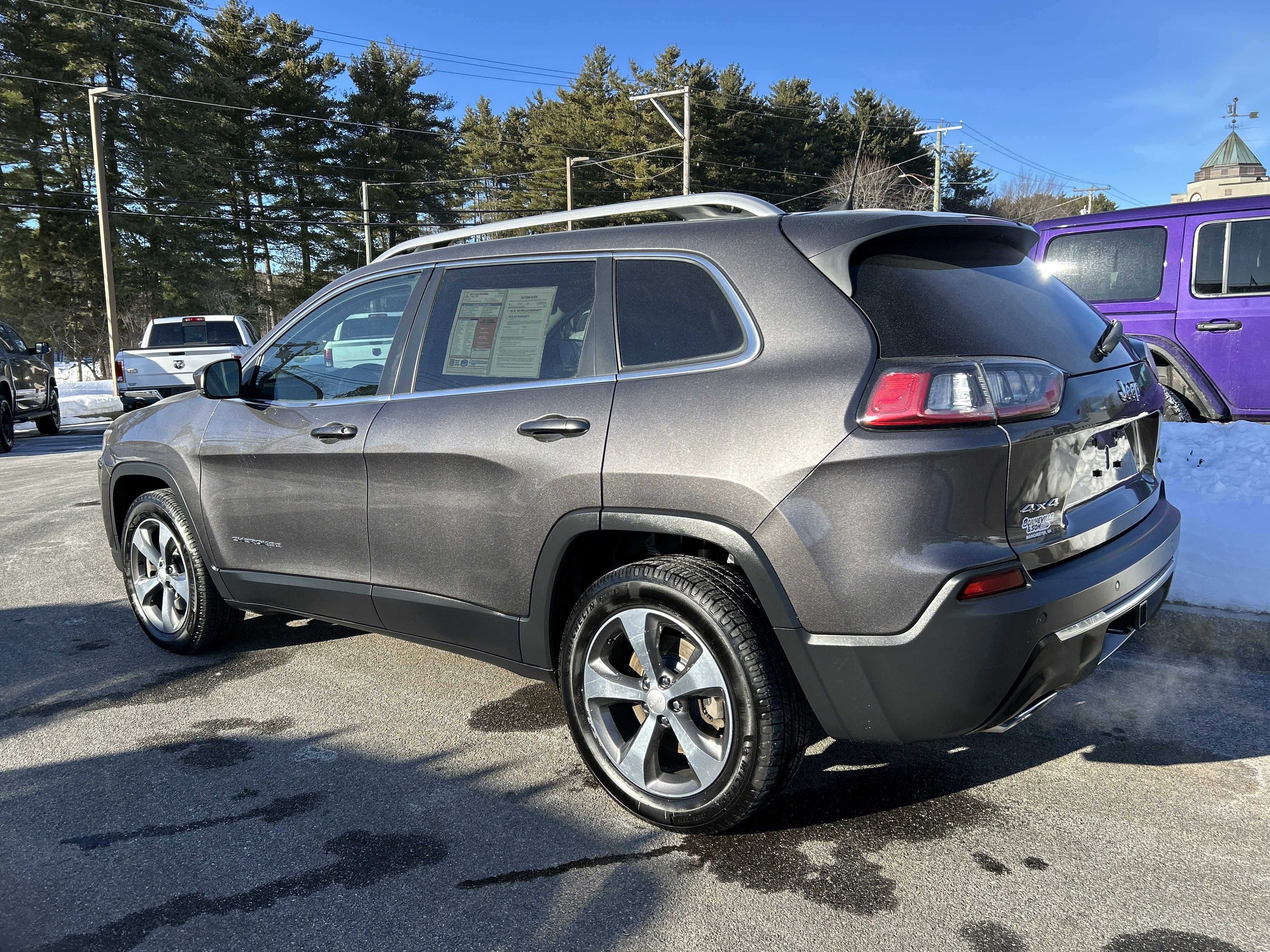 Used 2019 Jeep Cherokee Limited image 7