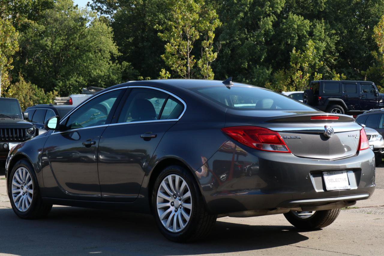 Used 2011 Buick Regal CXL w/ RL3 Preferred Equipment Group FWD image 11
