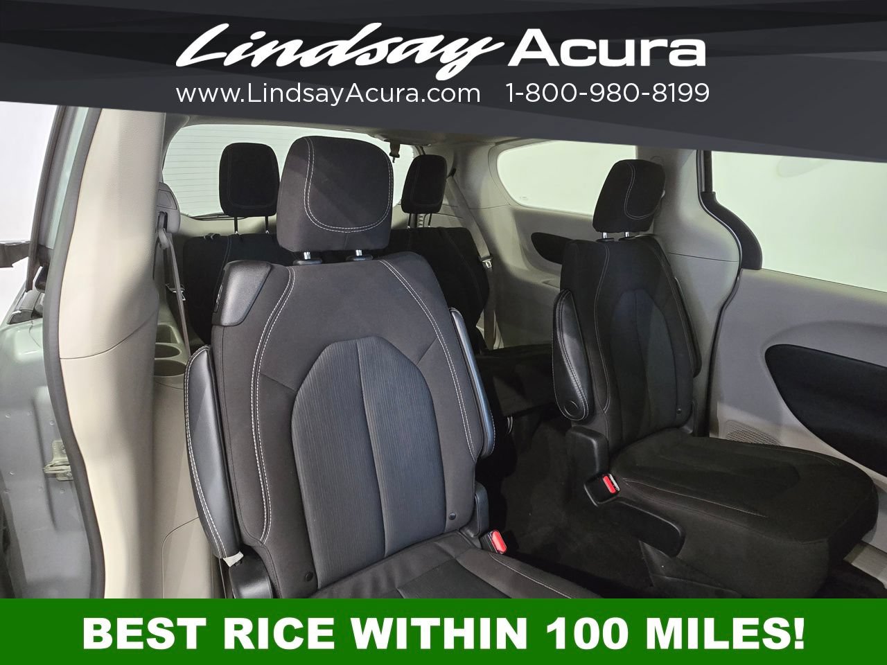 Used 2023 Chrysler Voyager LX FWD image 8