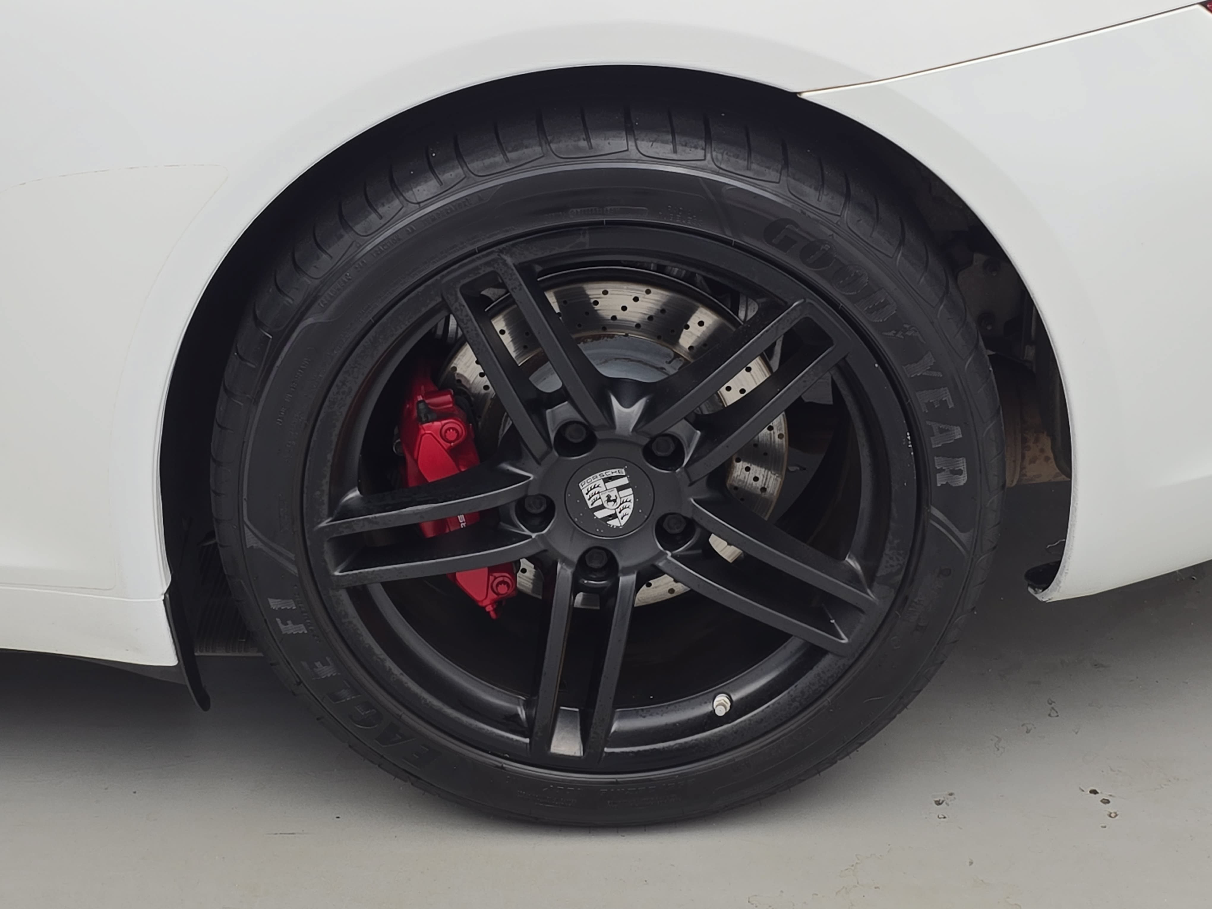 Certified 2014 Porsche 911 Carrera RWD image 27