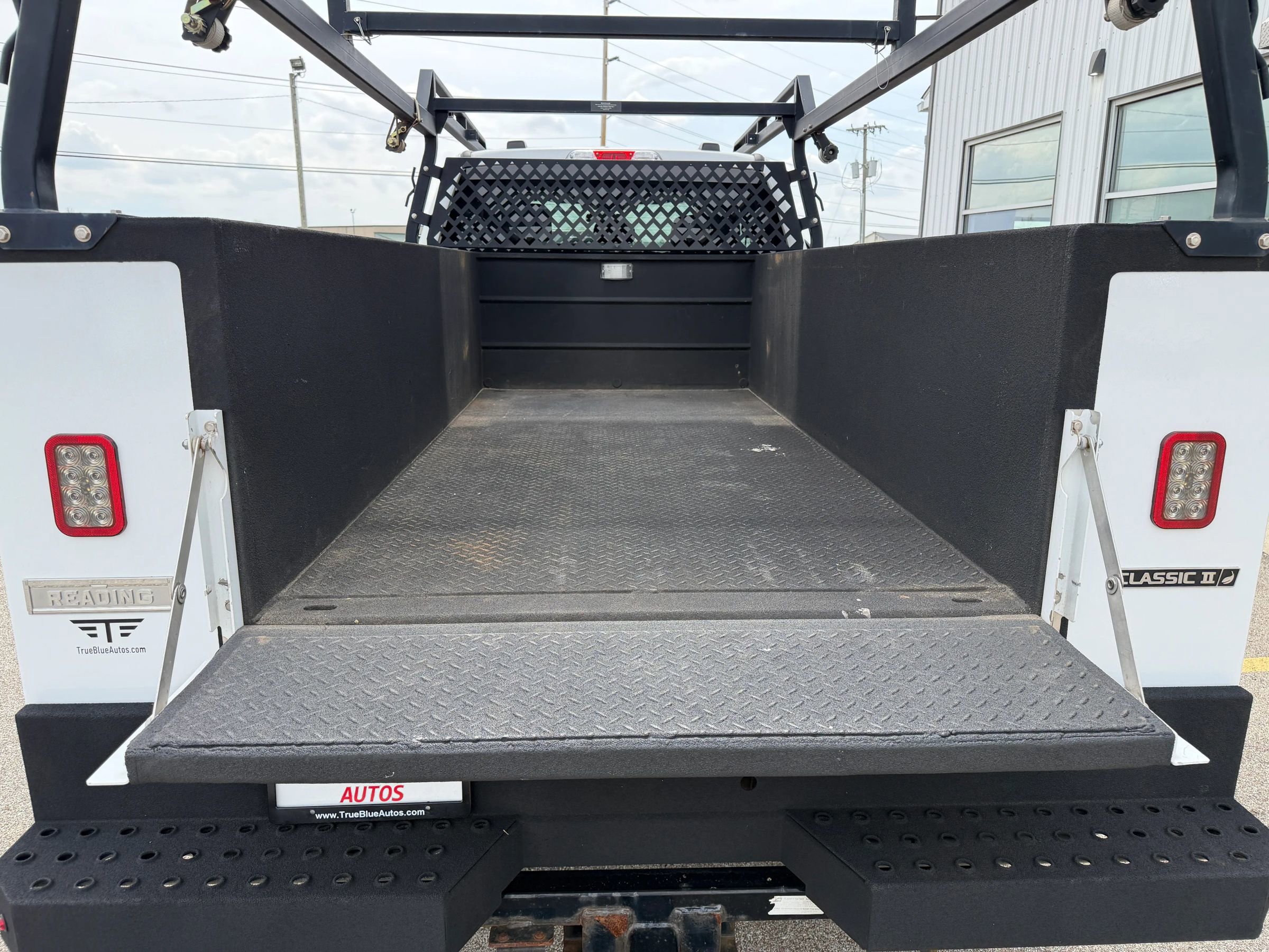 Used 2022 Ford F350 XL w/ Power Equipment Group AWD/4WD image 7