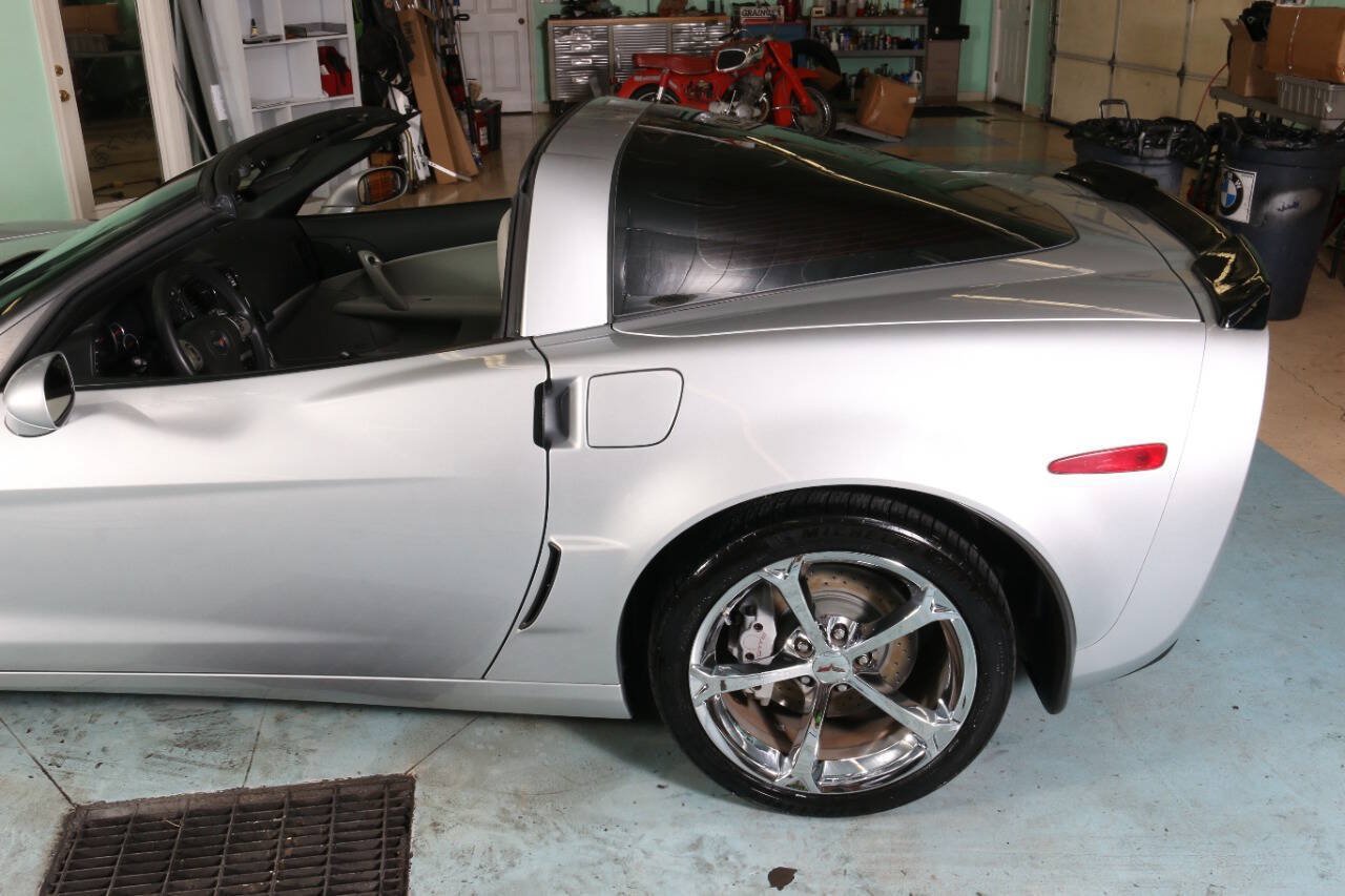 Used 2011 Chevrolet Corvette Grand Sport w/ Preferred Equipment Group RWD image 80