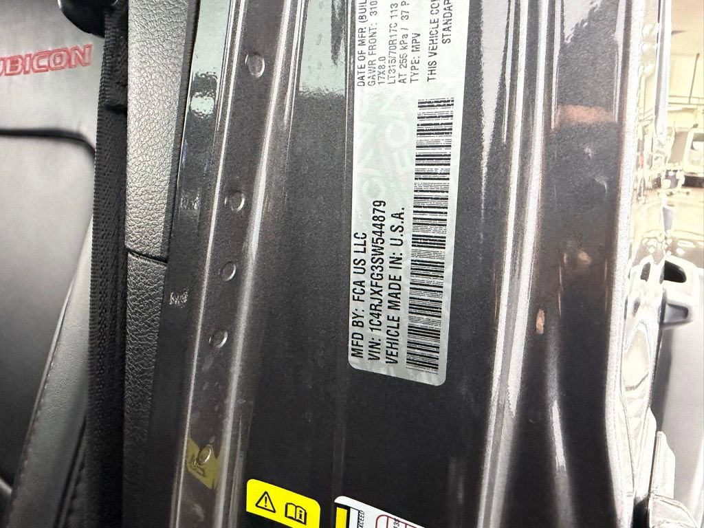 Certified 2025 Jeep Wrangler Unlimited Rubicon image 35