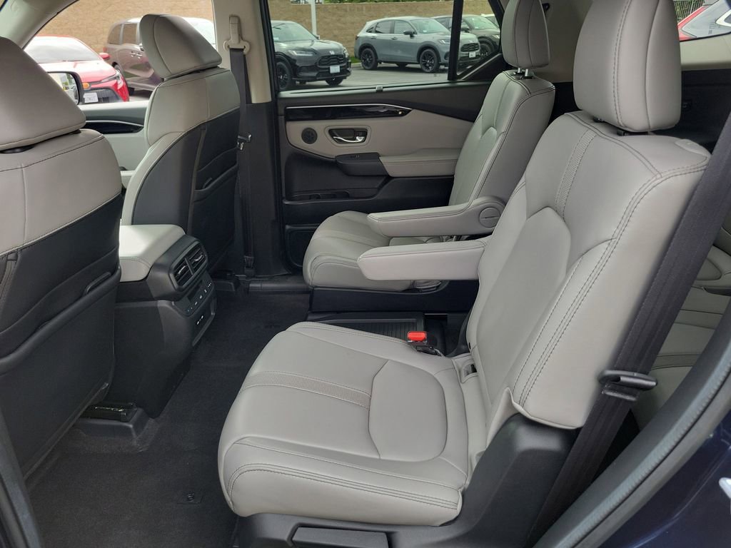Certified 2024 Honda Pilot EX-L image 13