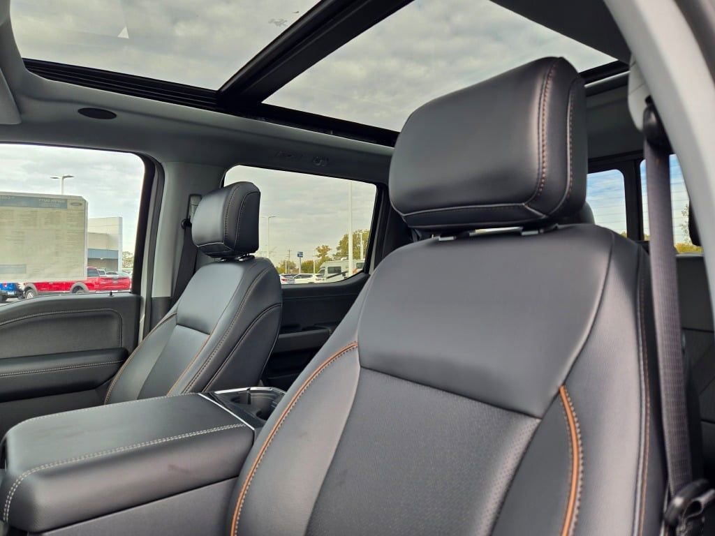 New 2026 Ford F350 Lariat w/ Tremor Off-Road Package image 23