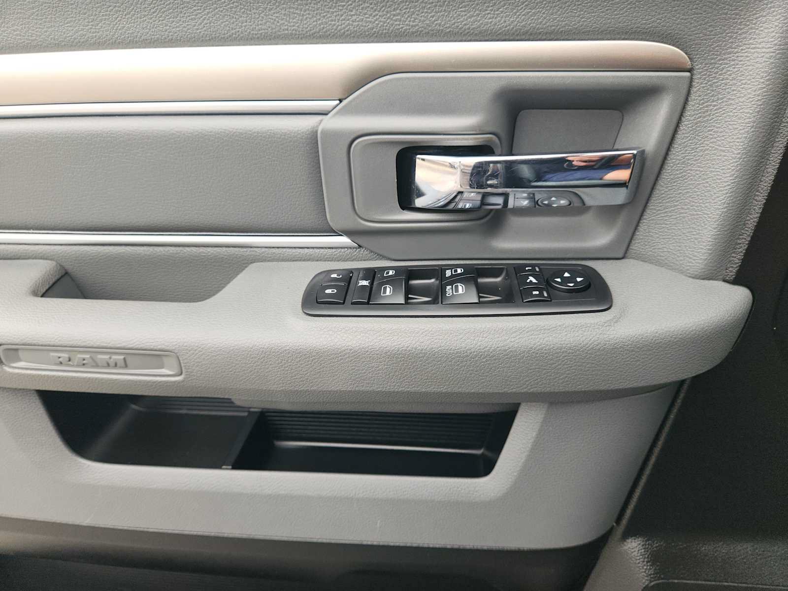 Used 2019 RAM 1500 Lone Star RWD image 25