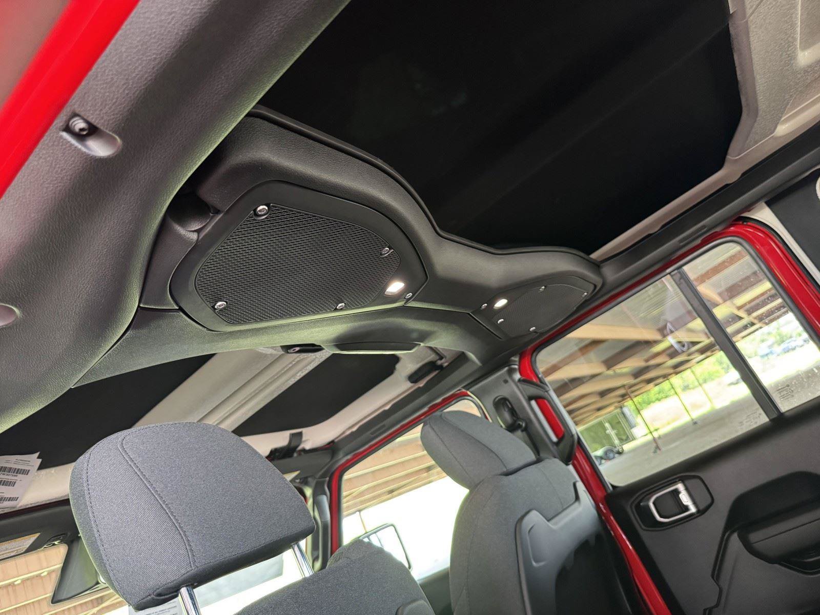 New 2026 Jeep Wrangler Unlimited Rubicon AWD/4WD image 32