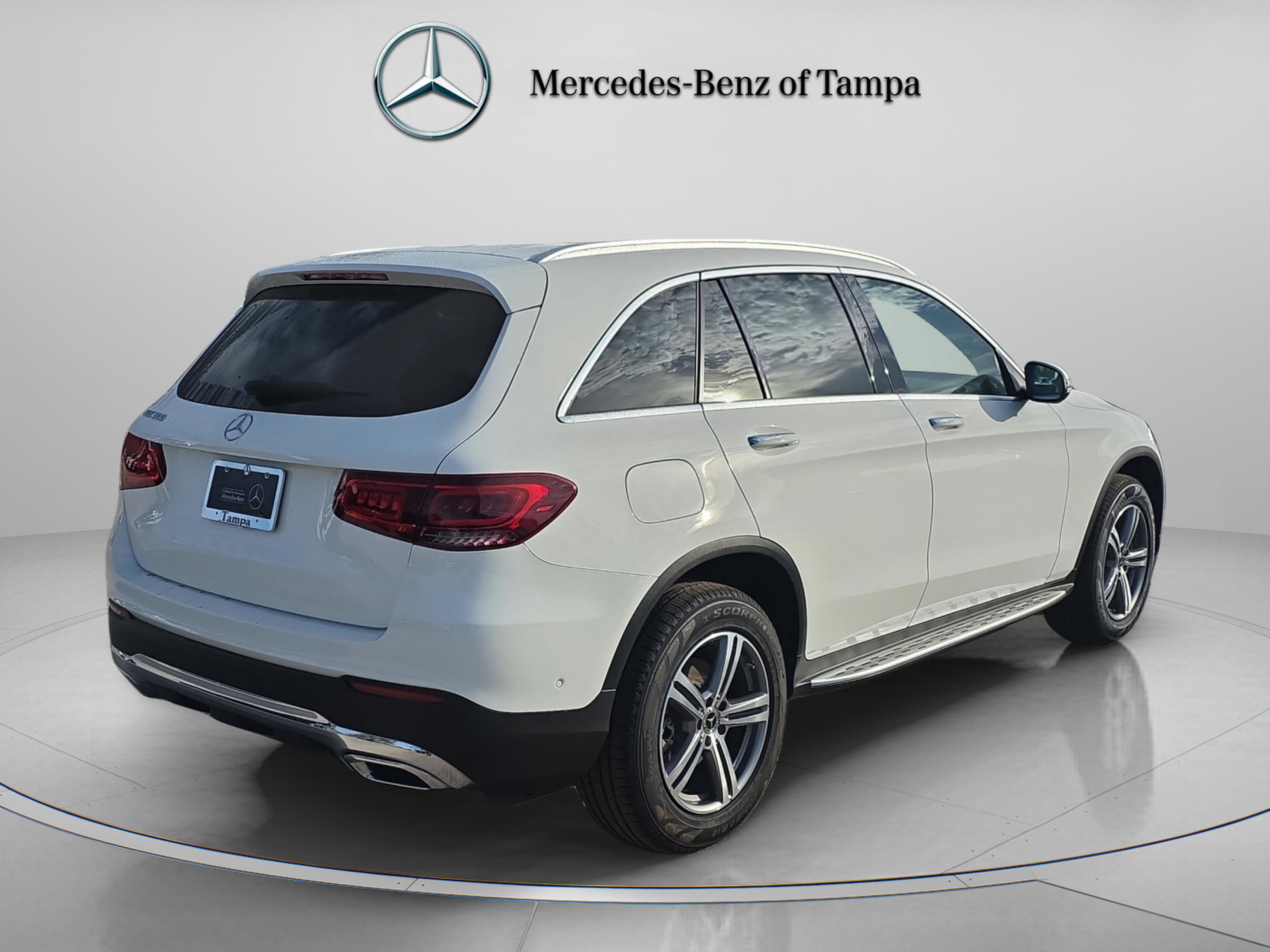 Certified 2022 Mercedes-Benz GLC 300 image 4