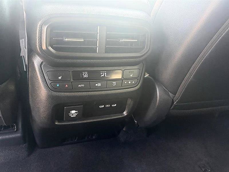 Used 2025 Honda Pilot Elite image 28