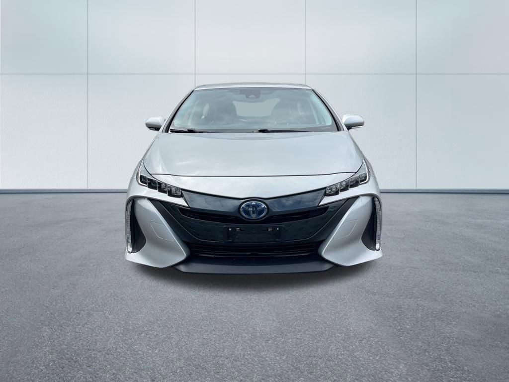 Used 2020 Toyota Prius Prime XLE image 3