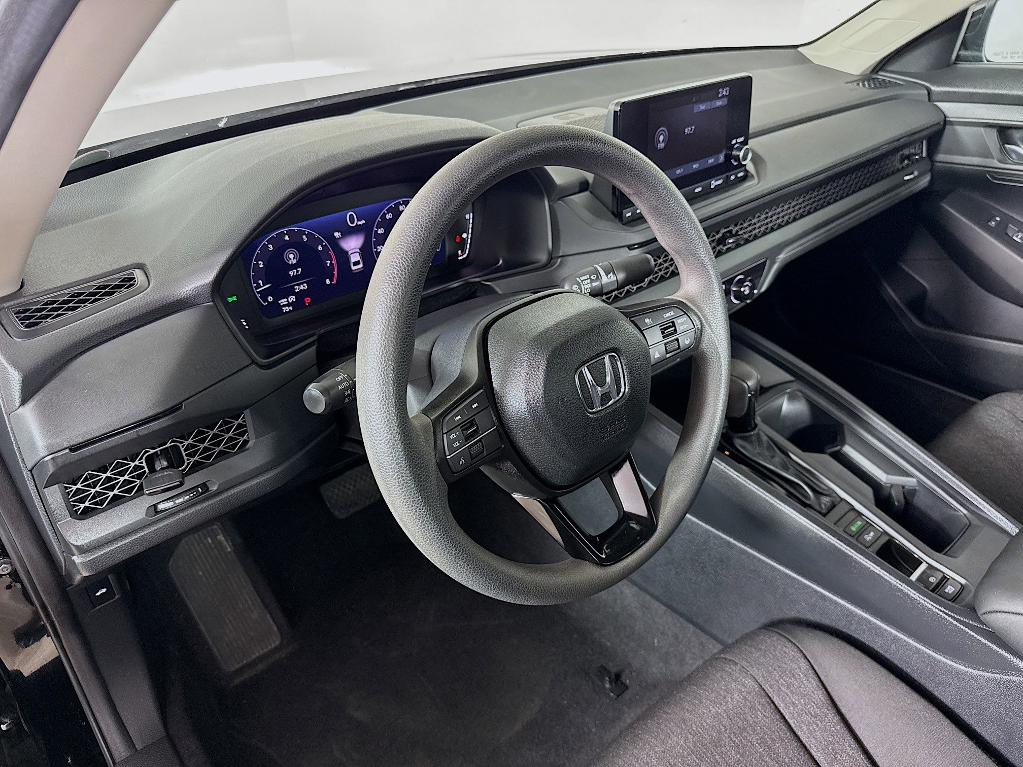 Certified 2025 Honda Accord LX image 8