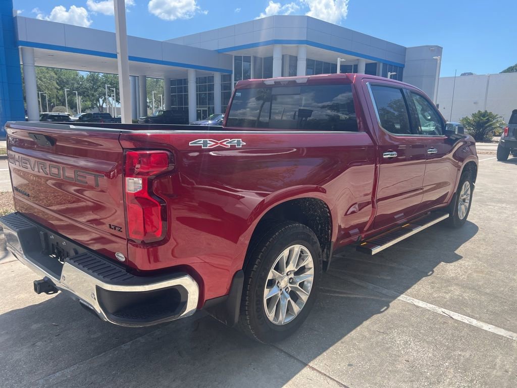 Used 2021 Chevrolet Silverado 1500 LTZ w/ LTZ Premium Package AWD/4WD image 3