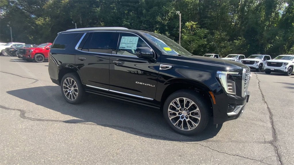 New 2025 GMC Yukon Denali w/ Denali Reserve Package image 4