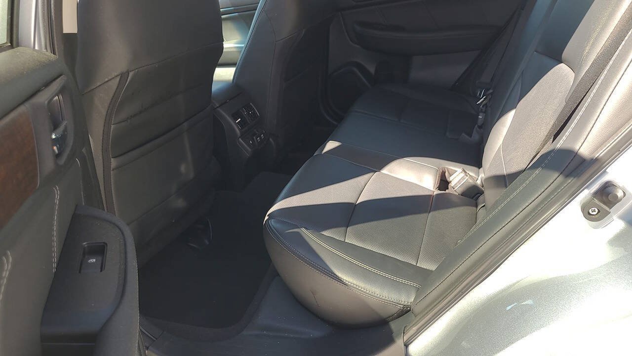 Used 2019 Subaru Outback 2.5i Limited AWD/4WD image 6