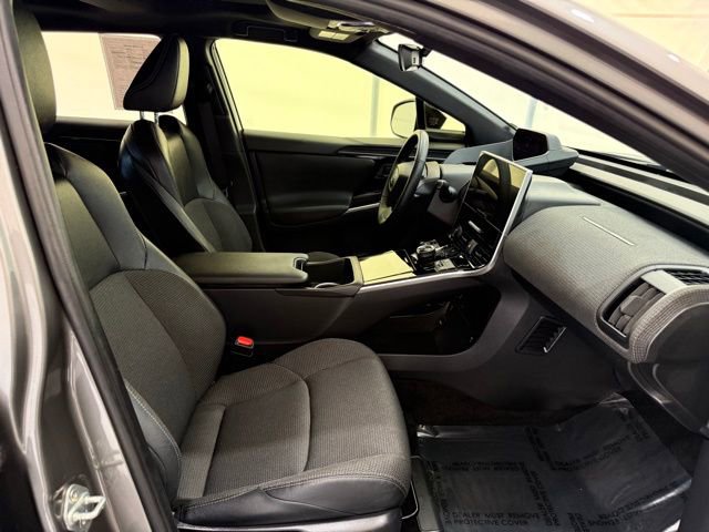 Used 2024 Toyota bZ4X XLE w/ Weather Package image 18