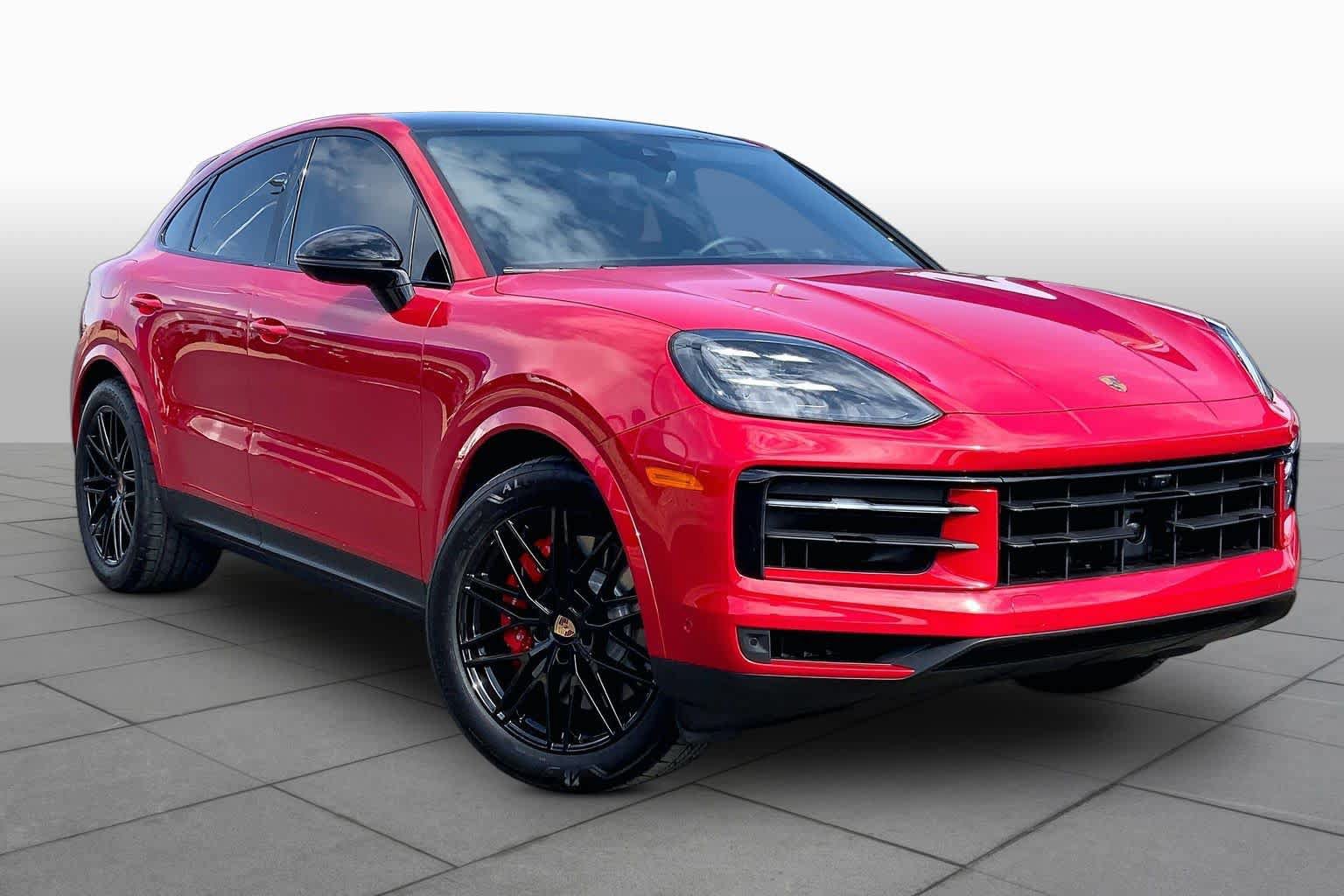 Used 2026 Porsche Cayenne S AWD/4WD image 3