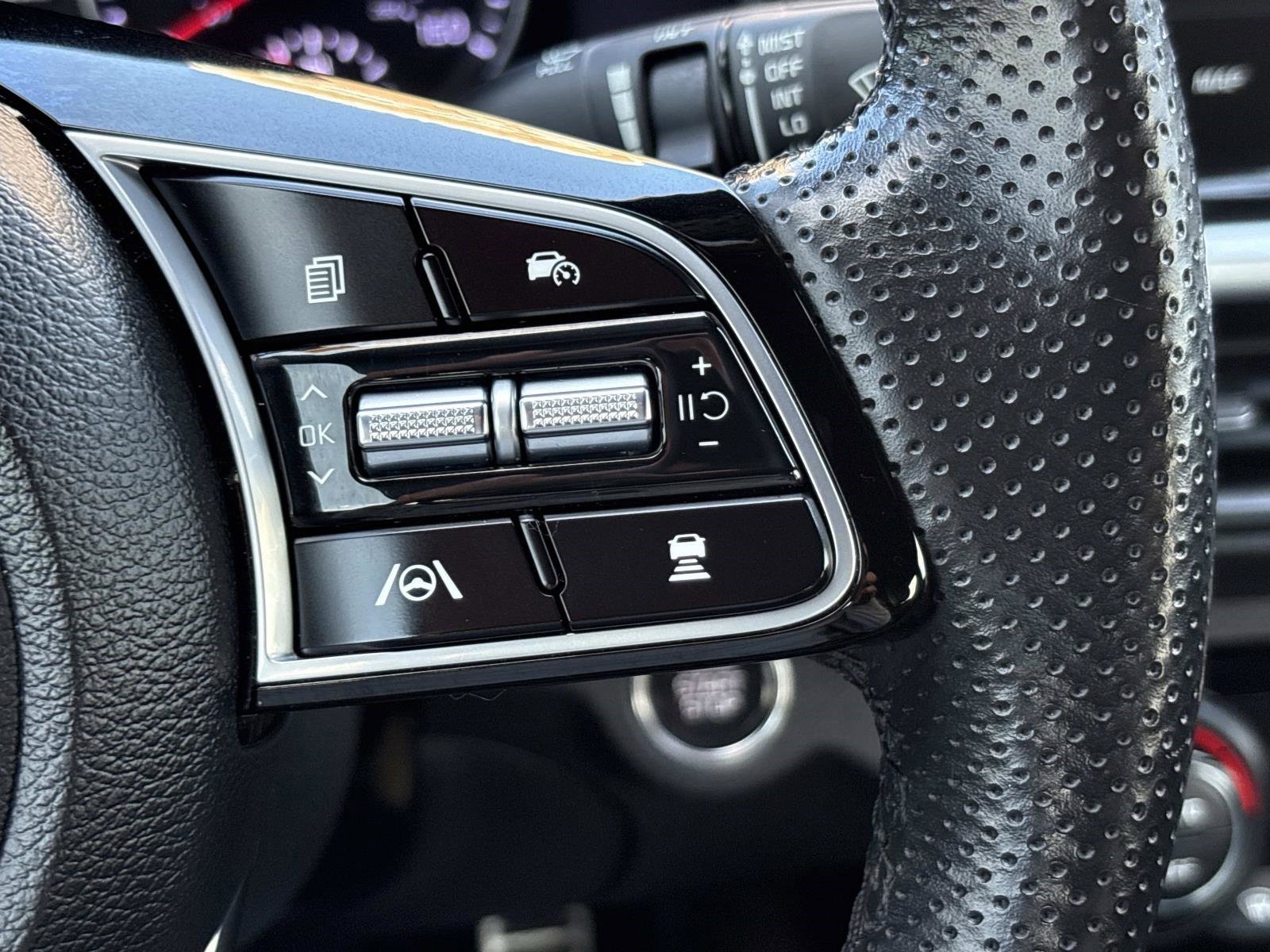 Used 2023 Kia Forte GT-Line w/ GT-Line Technology Package image 27