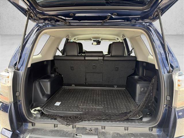 Used 2024 Toyota 4Runner TRD Off-Road Premium AWD/4WD image 19