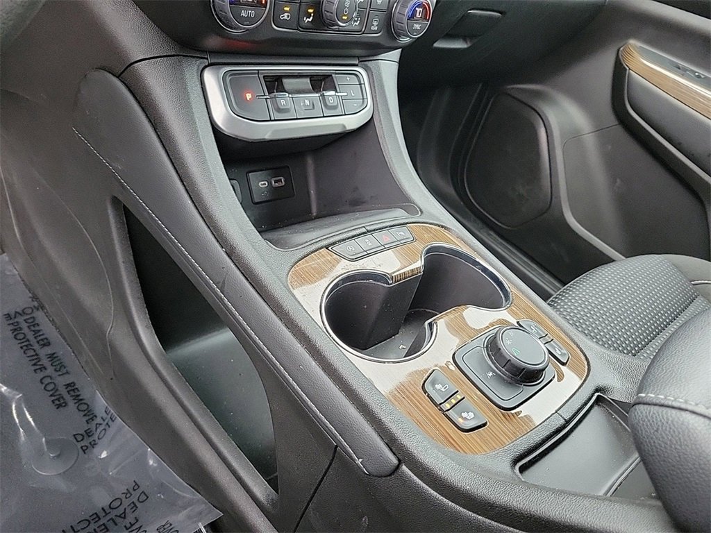 Used 2023 GMC Acadia SLE w/ Driver Convenience Package image 29